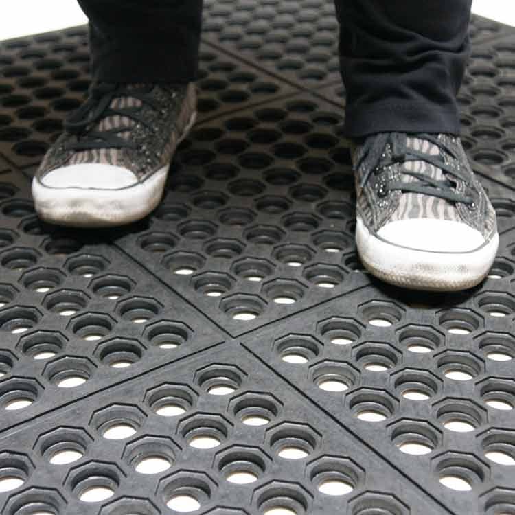 Non Slip Rubber Matting for Decking - Rubber Floorings