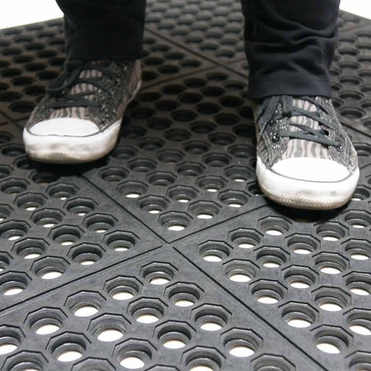 Non Slip Rubber Matting for Decking - Rubber Co