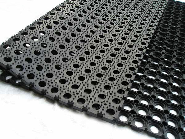 Extra Heavy Duty Open Ring Wet Area Matting